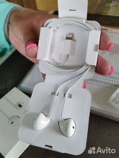 Наушники earpods