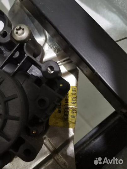 Стеклоподъемник задний правый Audi A6 C5 C5 AGA