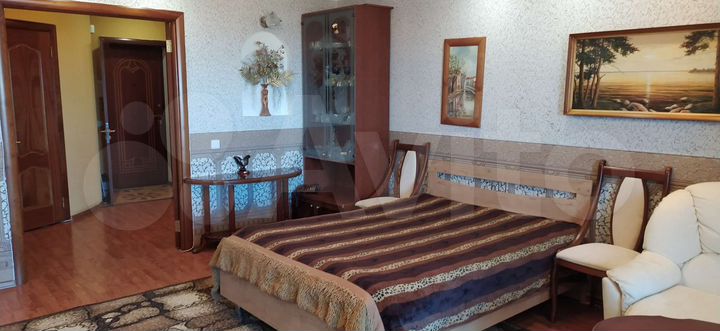 3-к. квартира, 116 м², 7/10 эт.