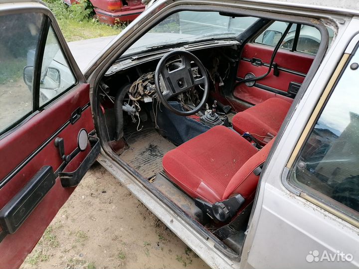 Кузов по частям для Volvo 343 1987 года