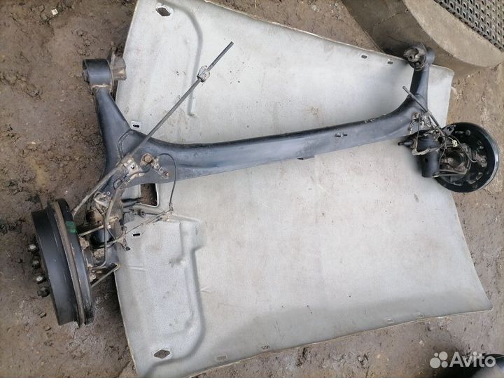 Балка задняя для Toyota Corolla Axio/Fielder