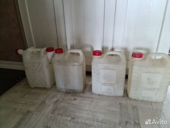 Канистры пластиковые бу 10