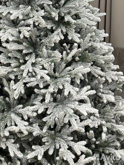 Украшение елка