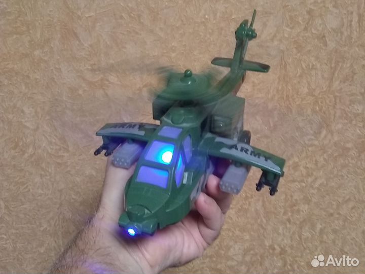 Вертолет AH-64 Apache