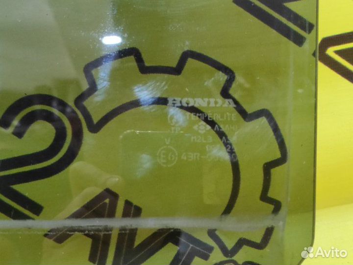 Стекло заднее левое Honda Cr-V RD1 B20B 2000