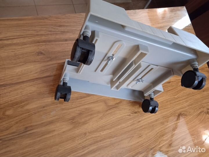 Подставка для системного блока компьютера