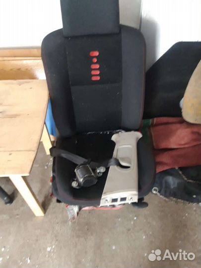 Пассажирское сиденье с подогревом
