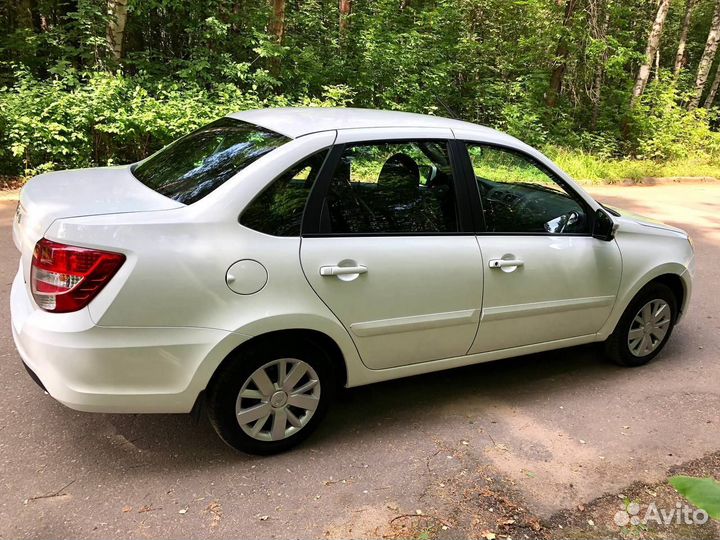 LADA Granta 1.6 МТ, 2021, 49 500 км