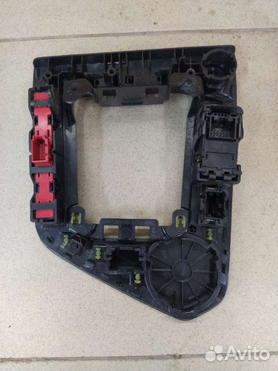 Накладка селектора АКПП Фольксваген Тигуан 2