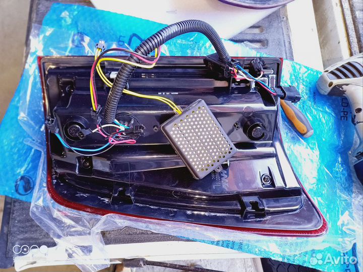 Продам задние фонари на Dodge ram 1500.2009-2018