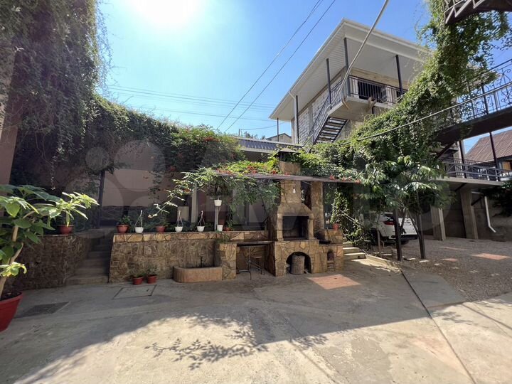 Комната 20 м² в 1-к., 1/3 эт.