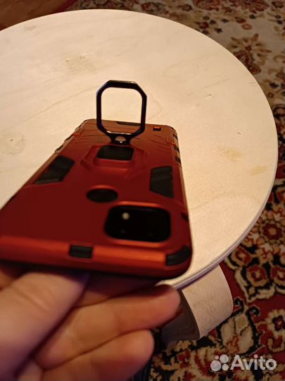 Чехол на телефон