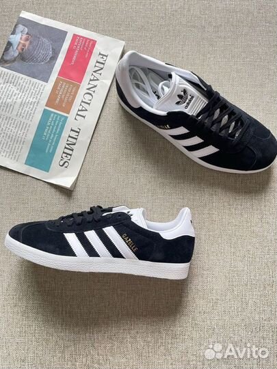 Adidas Gazelle Core Black Cloud White Gold