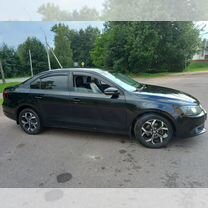 Volkswagen Jetta 1.4 MT, 2011, 280 000 км, с пробегом, цена 750 000 руб.