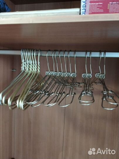 Вешалки-плечики металлические советские