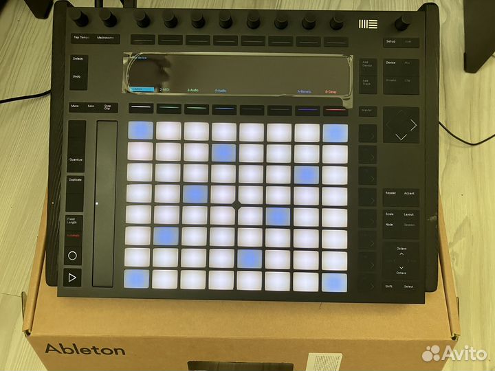 Ableton Push 2 + подставка