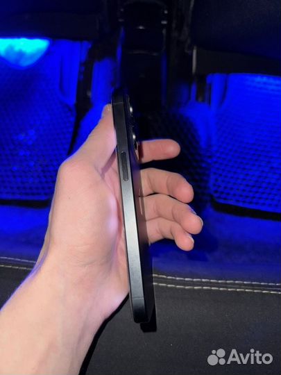 iPhone 15 Pro, 128 ГБ