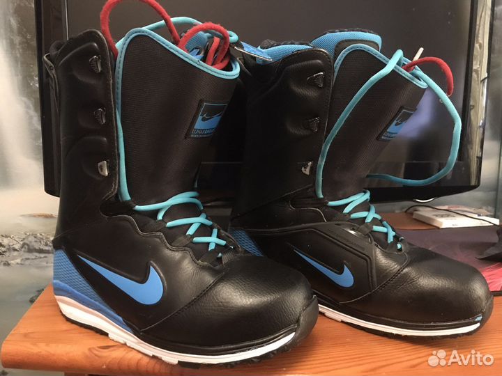 Сноубордические ботинки nike