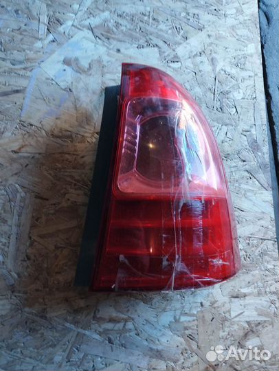 Фонарь задний Toyota Corolla