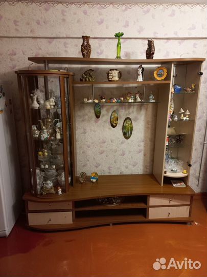 Стенка в гостиную бу