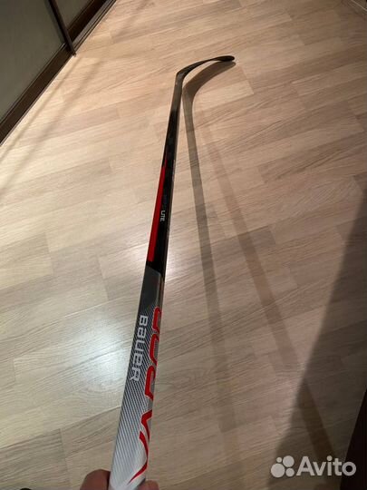 Клюшка хоккейная bauer hyperlite L