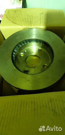 Тормозной диск Mazda