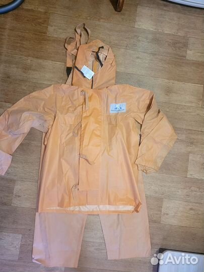 Костюм защитный от воды