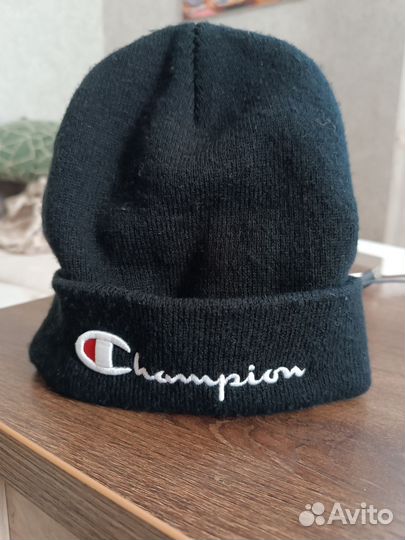 Шапка champion
