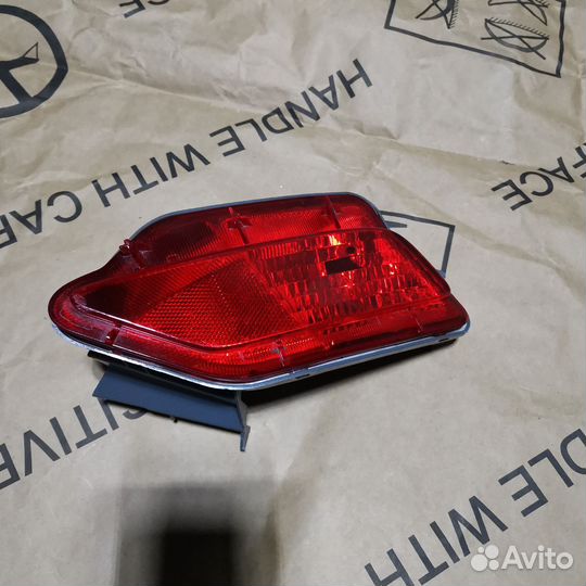 Фонарь в задний бампер левый тойота рав 4 V40
