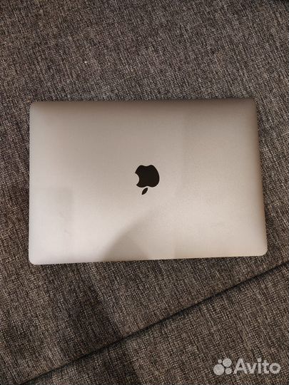 Apple MacBook Pro 13 2019