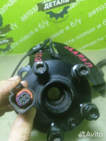 Ступица цапфа кулак передняя левая Vw Sharan 7M