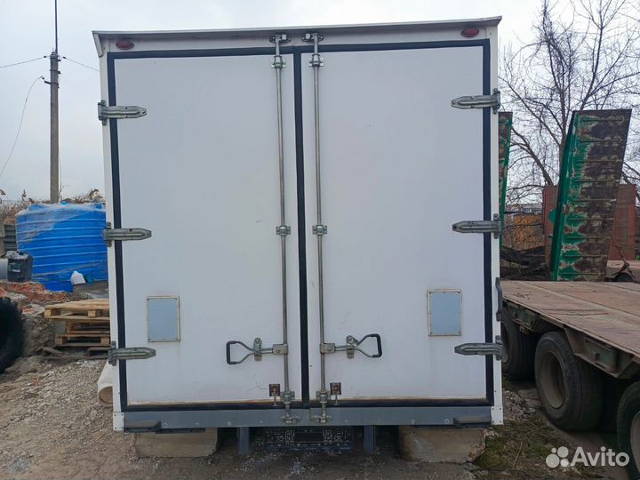 Термобудка с рефрижератором