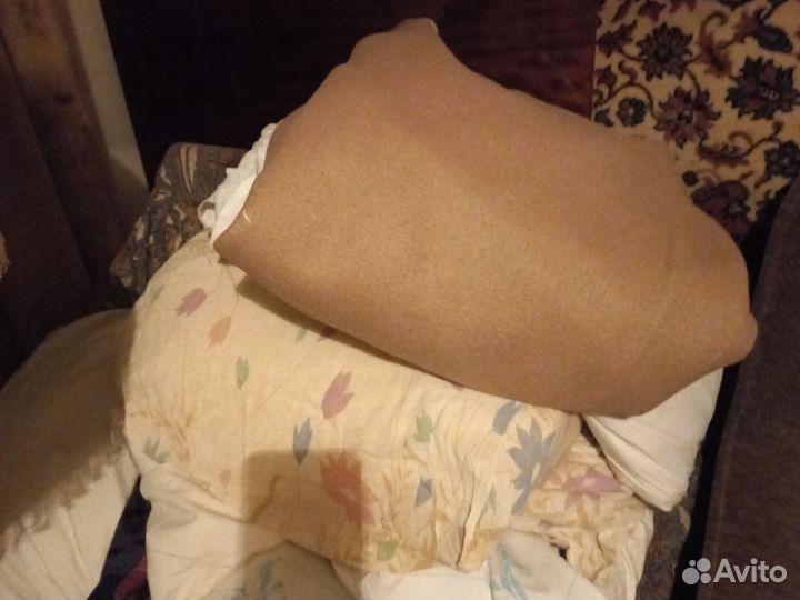 Подушка, одеяла, покрывала