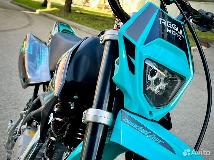 Питбайк Regulmoto Seven Medalist Pro