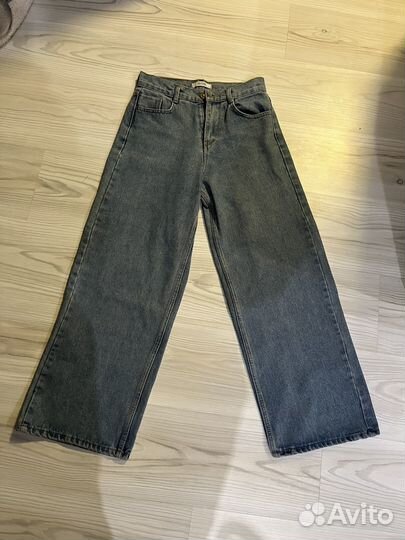 Джинсы