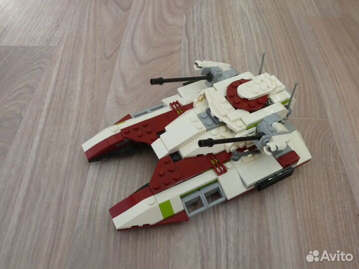 Набор Lego 75182 Боевой танк республики