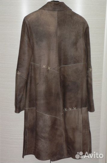 Кожаные куртка и плащ, мутоновая шуба