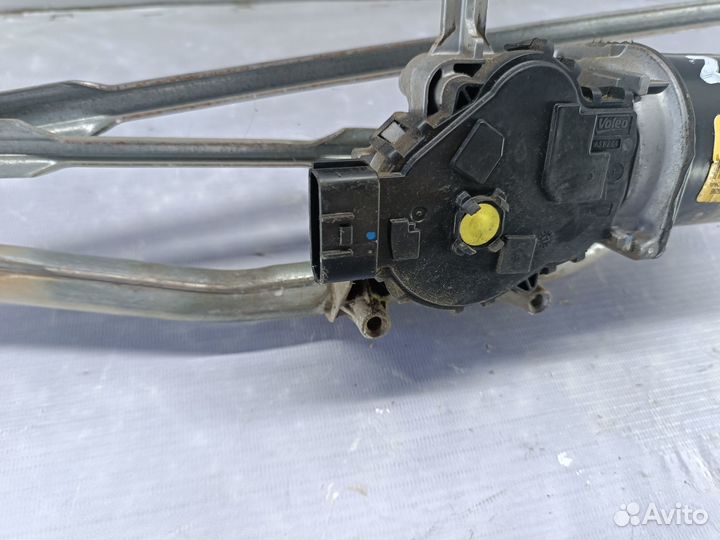 Трапеция стеклоочистителя Renault Logan 2