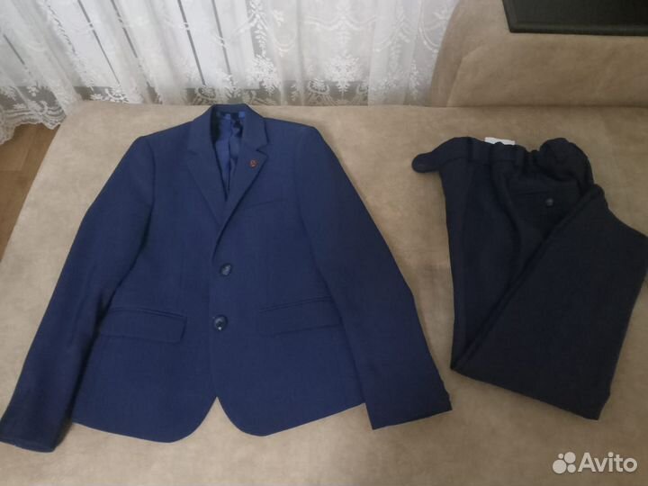 Школьный пиджак и брюки