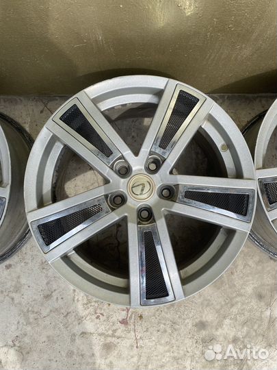 Диски R17 Lexus