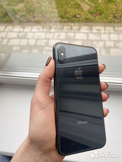 iPhone X, 64 ГБ