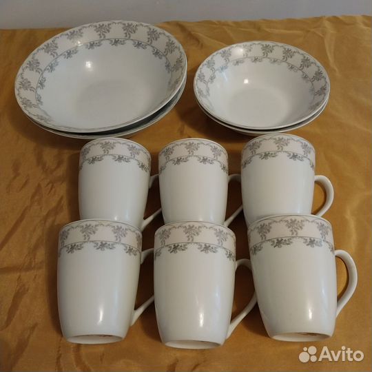 Новые фарфоровые бокалы.Тарелки