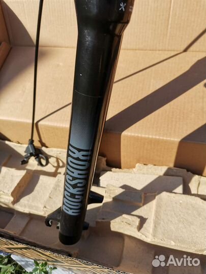 Вилка RockShox Judy 29 с монеткой на руль