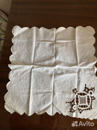 Вязанные крючком салфетки ретро разного размера