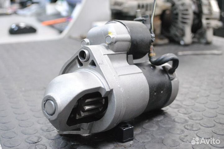 Стартер Infiniti EX35, G35, M35, QX50, Q50, QX70