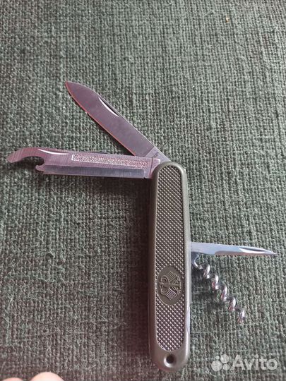 Швейцарский,многопредметный нож бундесвера