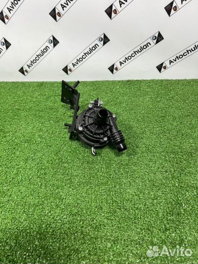 Дополнительный насос ож Mercedes-Benz C-Class W205