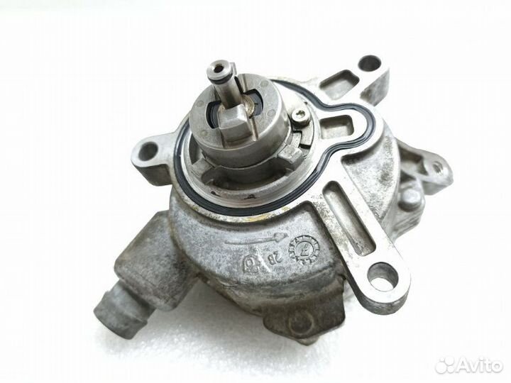 Насос вакуумный Volvo Xc70 3 2.4 D5244T4 2012