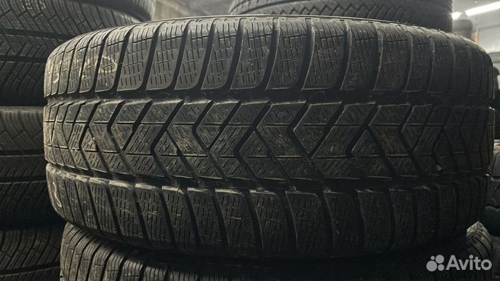 Pirelli Scorpion Winter 255/45 R20 107Y
