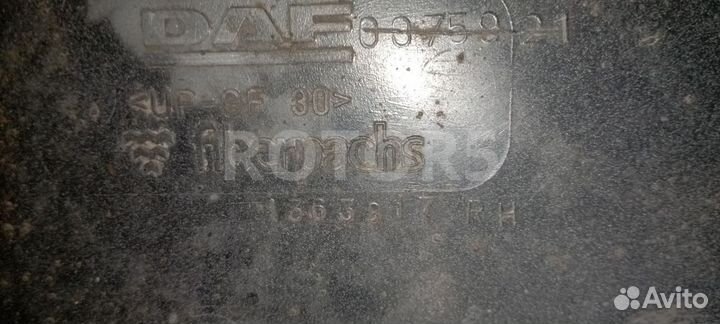 Ступеньки кабины правое DAF CF-series 2009 1363817